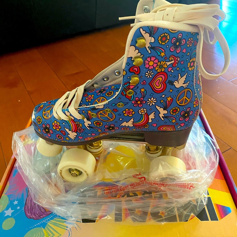 BRAND NEW SOLD OUT ONLINE IMPALA ROLLER SKATES SIZE 7